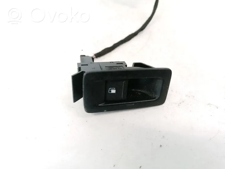 Volkswagen Touran I Fuel tank opening switch 1f0959527