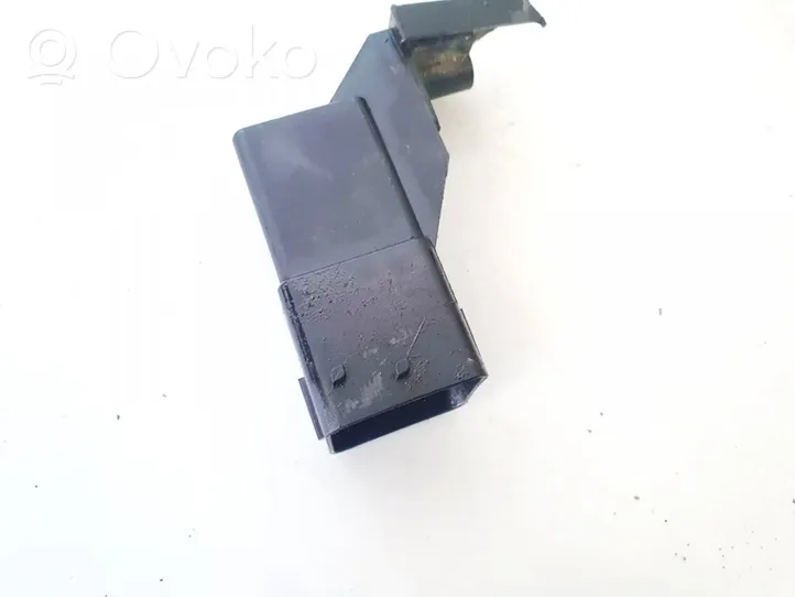 Volvo V50 Glow plug pre-heat relay 9666671780