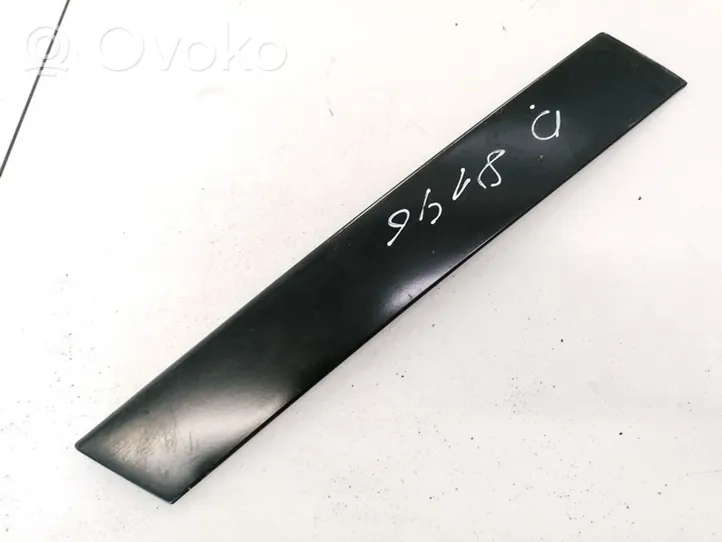 Audi A4 S4 B5 8D Rivestimento modanatura del vetro della portiera posteriore 8D9853378E