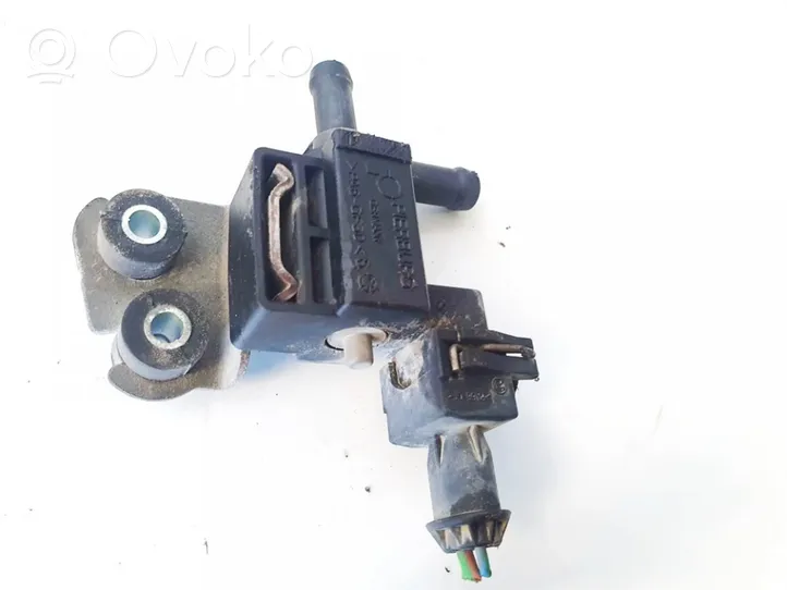 Volvo C70 Turbo solenoid valve 72251702