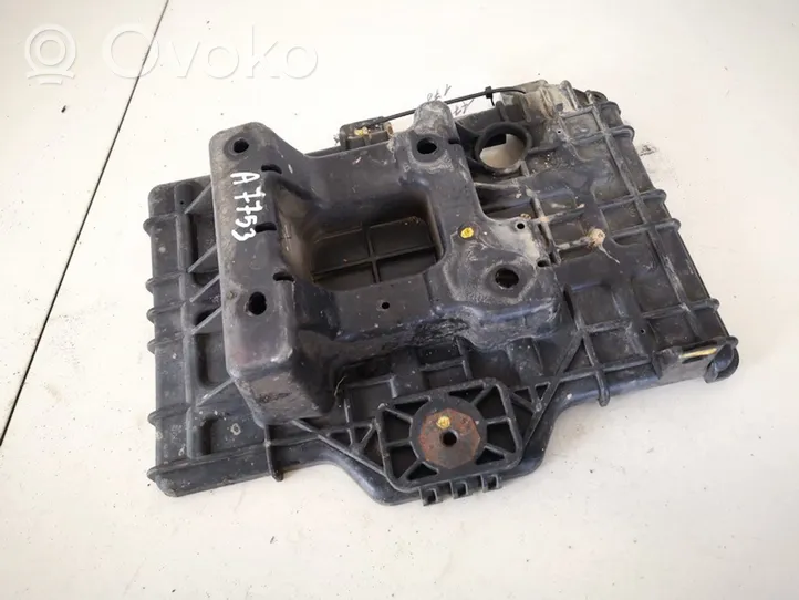 Hyundai Sonata Battery box tray 371502t000