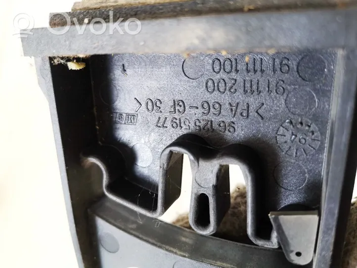 Citroen Xantia Commande bouton réglage hauteur de caisse suspension 9612551977