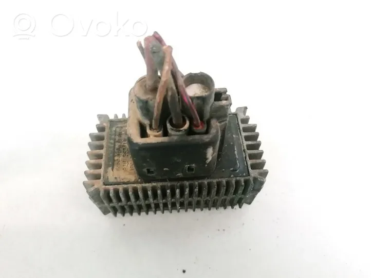 Opel Vectra C Glow plug pre-heat relay 09132691