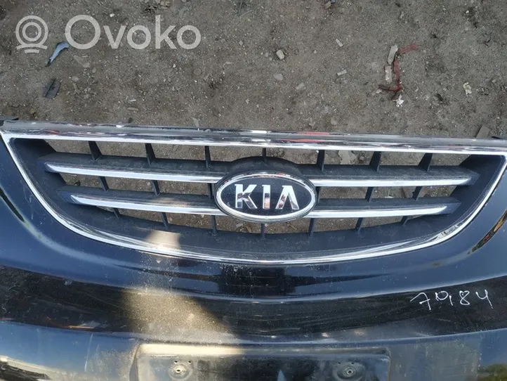 KIA Carens I Grille de calandre avant 