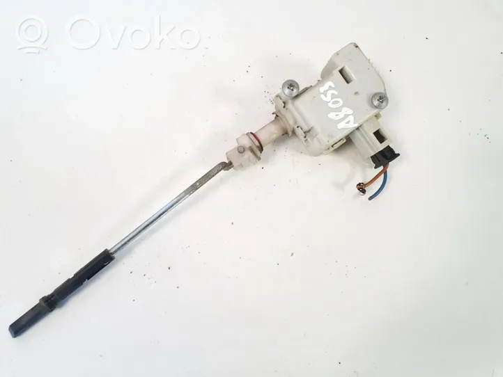 Volkswagen Golf IV Central locking motor 754604