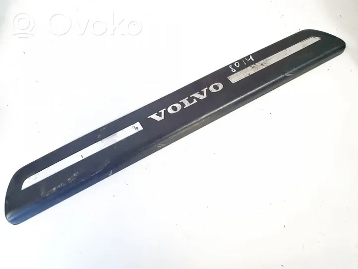 Volvo S40 Copertura del rivestimento del sottoporta anteriore 08622671