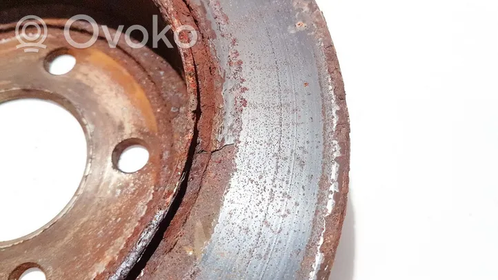 Chrysler Voyager Rear brake disc neventiliuojamas