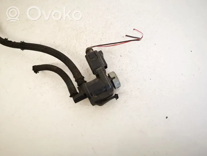 Volkswagen Golf V Solenoīda vārsts 1j0906283c