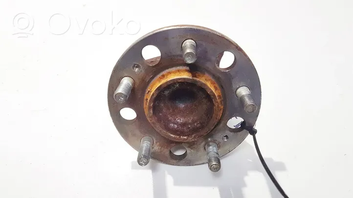 Hyundai Sonata Rear wheel hub 