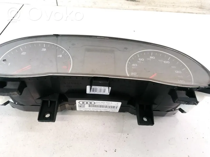 Audi A1 Speedometer (instrument cluster) 8X0920950A