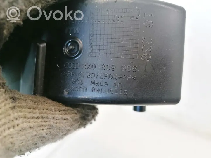 Audi A1 Klapka wlewu paliwa 8X0809906