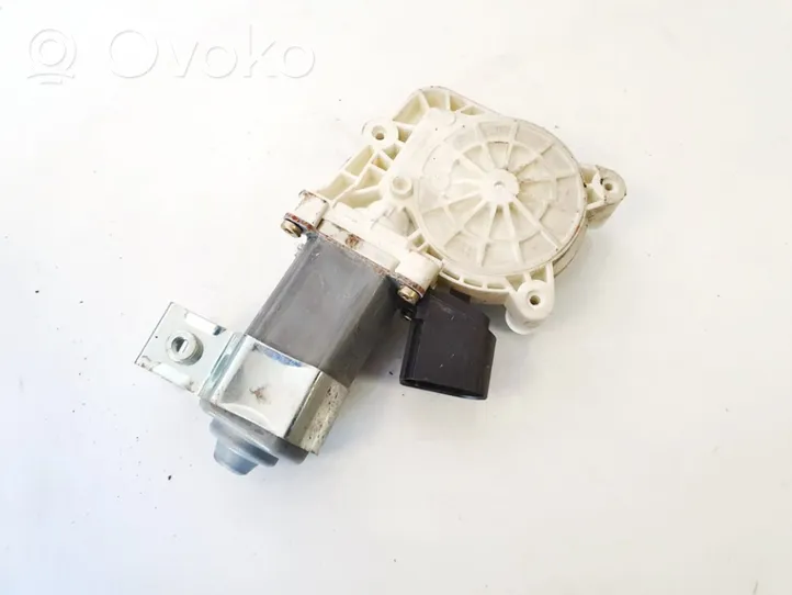 BMW 5 E60 E61 Motorino alzacristalli della portiera anteriore 0536009702