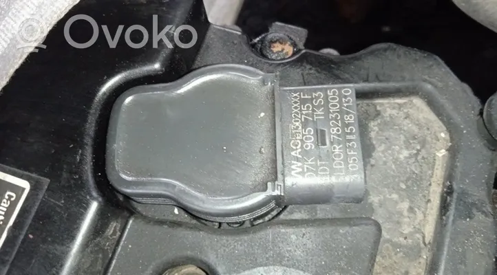 Volkswagen Jetta V Cewka zapłonowa wysokiego napięcia 07K905715F