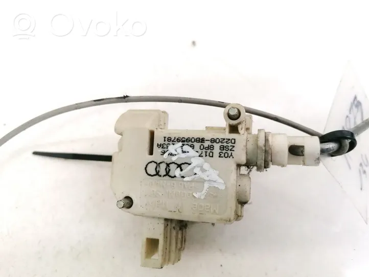 Audi A3 S3 8P Central locking motor 3B0959781