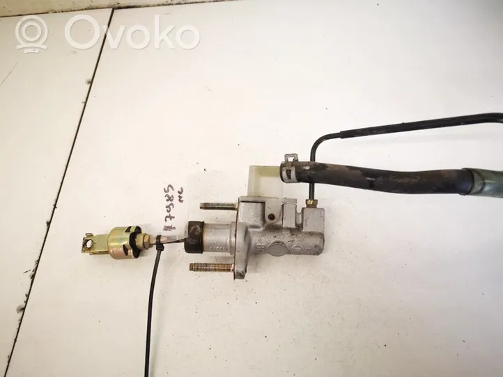 Toyota Corolla E120 E130 Główny cylinder sprzęgła 