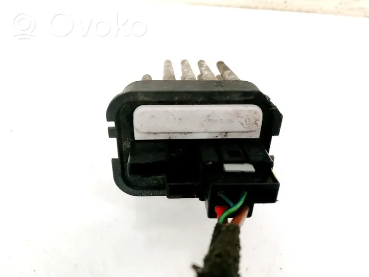 Opel Zafira B Heater blower motor/fan resistor 