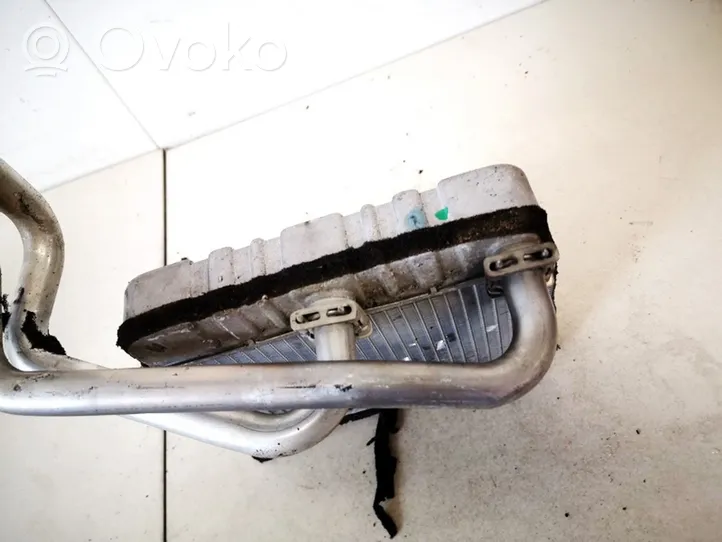 BMW 3 E46 Radiateur soufflant de chauffage 