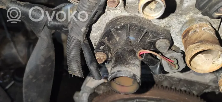 Toyota Aygo AB10 Tuyau de liquide de refroidissement moteur 