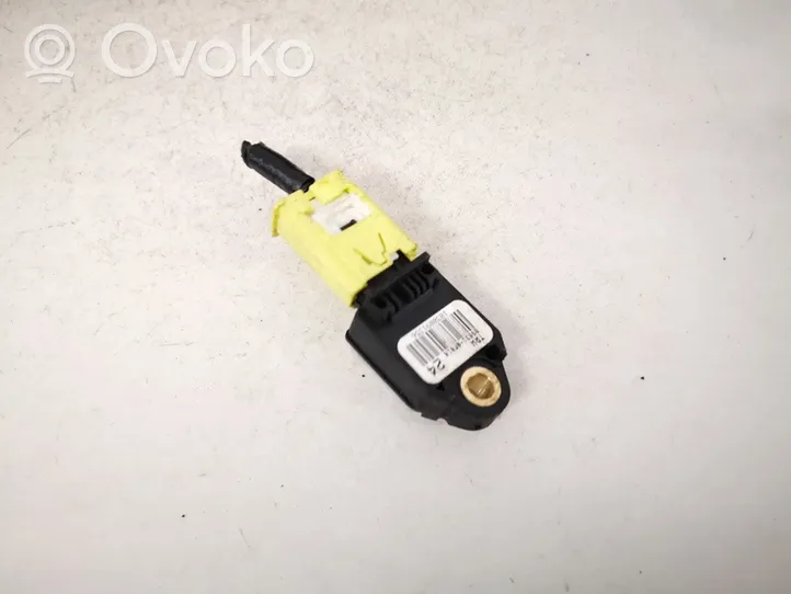 Toyota Verso Sensore d’urto/d'impatto apertura airbag 898310f010