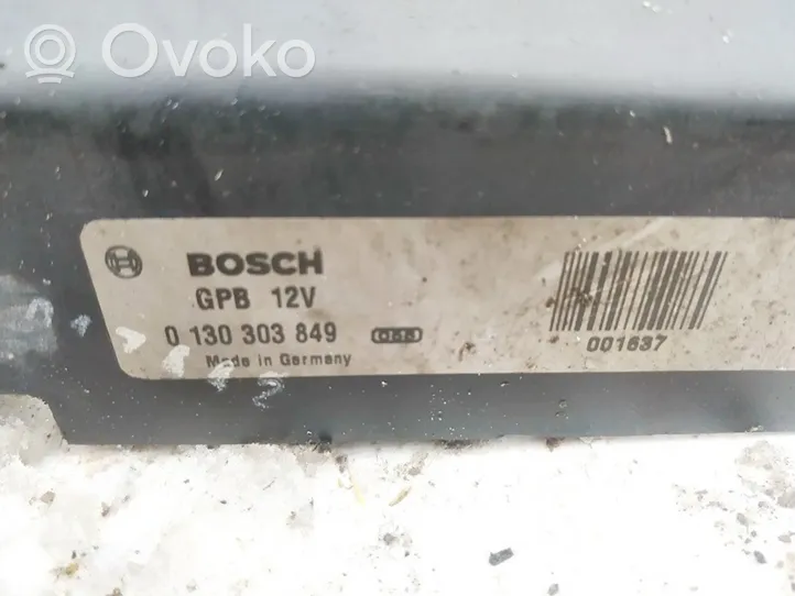 Opel Vectra B Osłona wentylatora chłodnicy 0130303849