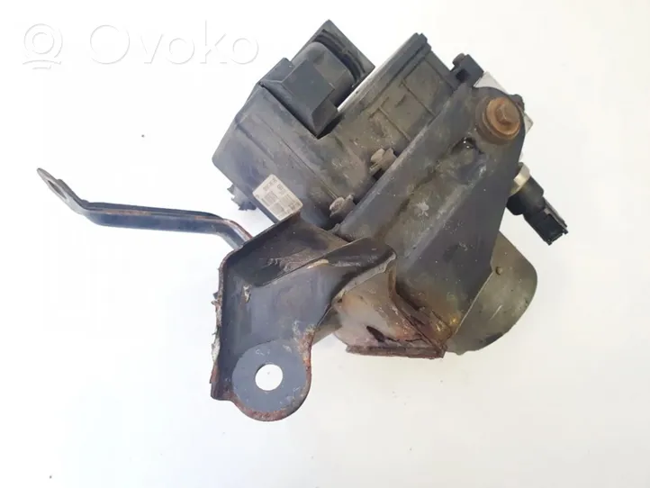 Toyota Avensis T250 ABS-pumppu 026522538