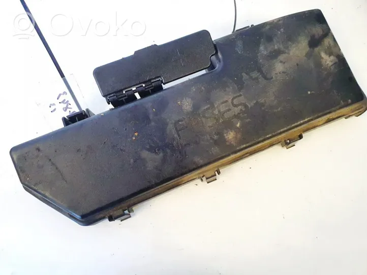 Volvo S60 Deckel Sicherungskasten 9494211