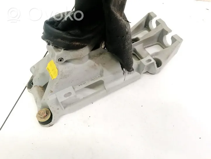 Toyota Avensis T220 Gear selector/shifter (interior) 