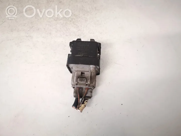 Toyota Corolla Verso AR10 Hehkutulpan esikuumennuksen rele 5861067010