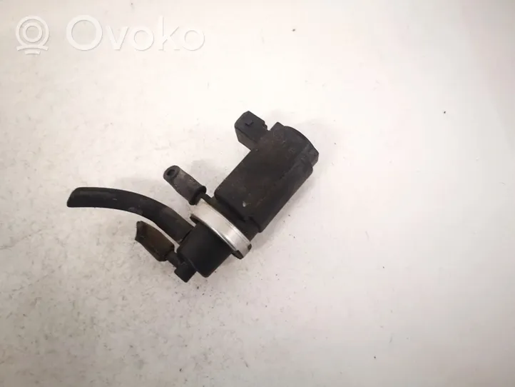 Audi A6 S6 C5 4B Solenoidinis vožtuvas 059906627