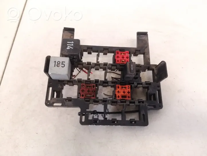 Ford Galaxy Fuse box set 14447