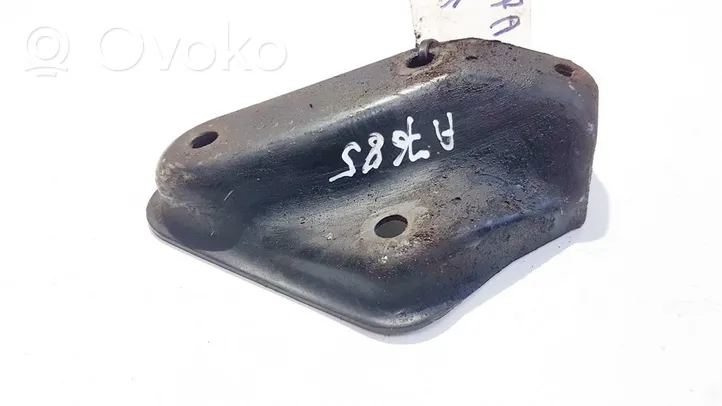 Audi 80 90 B3 Engine mounting bracket 