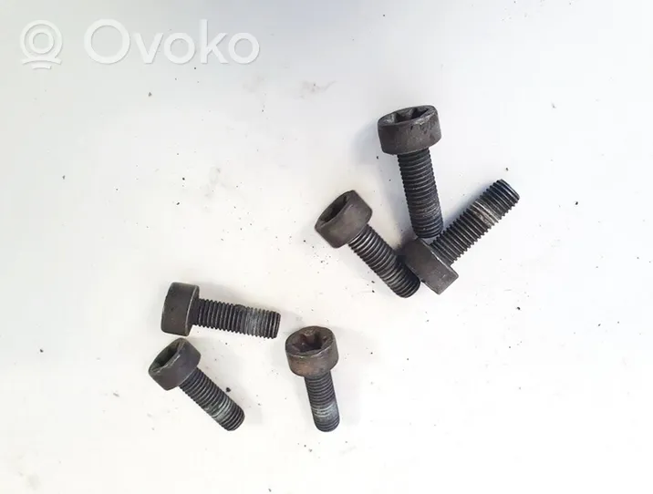 Ford C-MAX II Nuts/bolts 