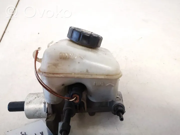 Opel Astra G Serbatoio di compensazione del liquido del freno 32066734