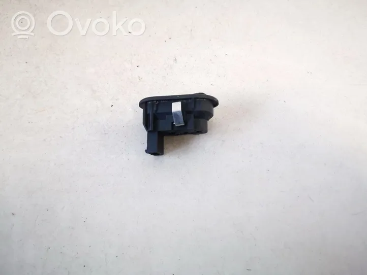 Opel Zafira A Sähkötoimisen ikkunan ohjauskytkin 90561388