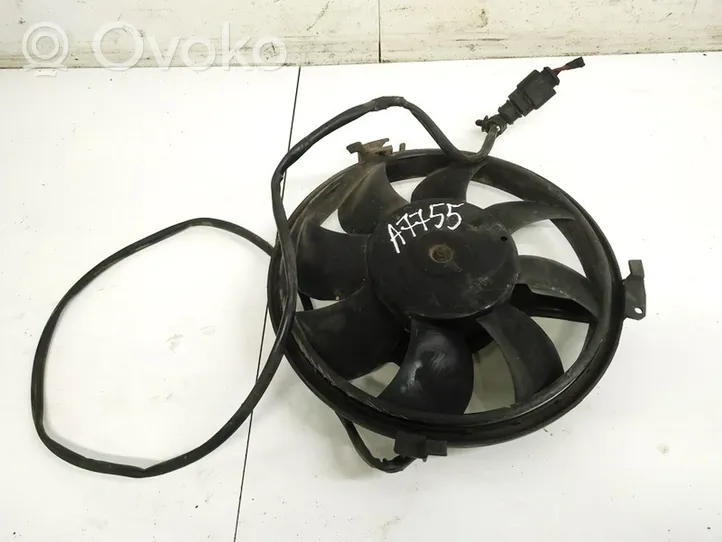 Volkswagen PASSAT B5.5 Kale ventilateur de radiateur refroidissement moteur 