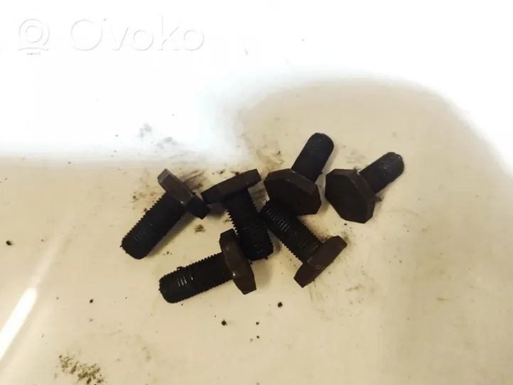 Opel Combo C Nuts/bolts 