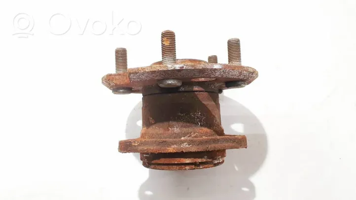 Toyota RAV 4 (XA20) Rear wheel hub 