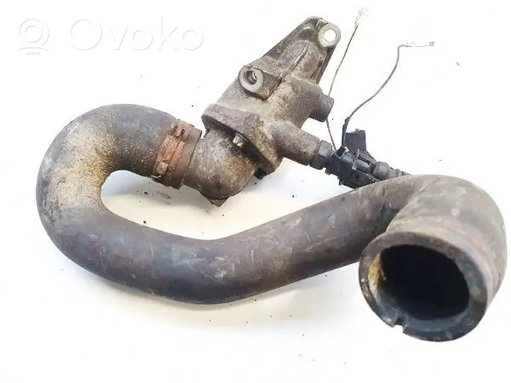 Opel Corsa C Tubo flessibile del liquido di raffreddamento del motore 9129907