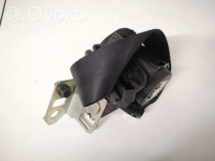 Toyota Avensis T270 Middle seatbelt (rear) 