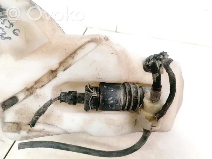 Opel Zafira A Windscreen/windshield washer pump 