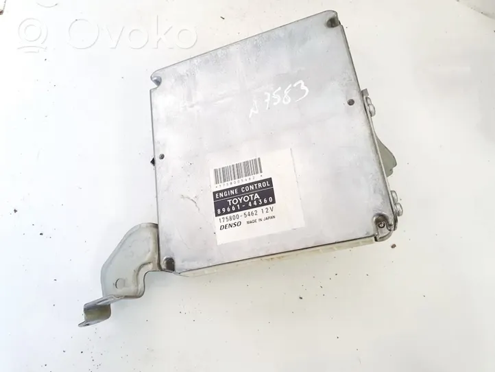 Toyota Avensis Verso Variklio valdymo blokas 8966144360