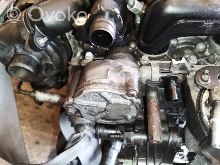 Mazda 3 I Pompe à vide D1562C2