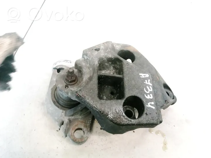 Renault Clio II Engine mount bracket 