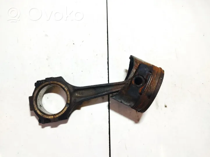 Ford Galaxy Piston with connecting rod 