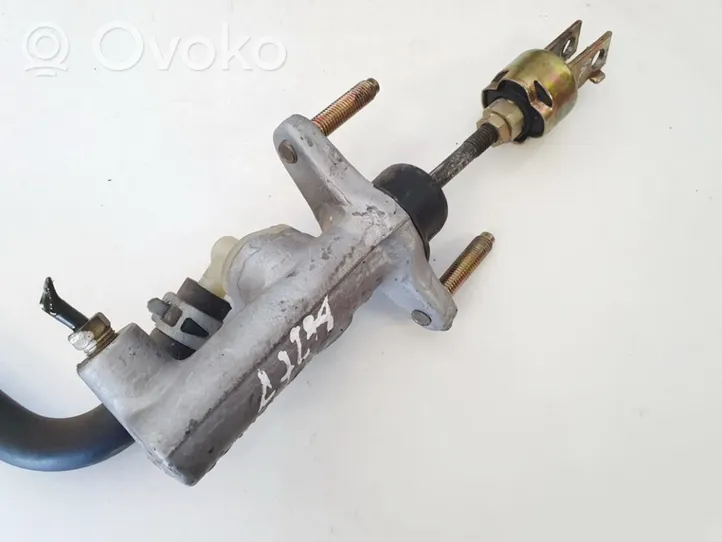 Toyota Avensis T220 Clutch master cylinder 