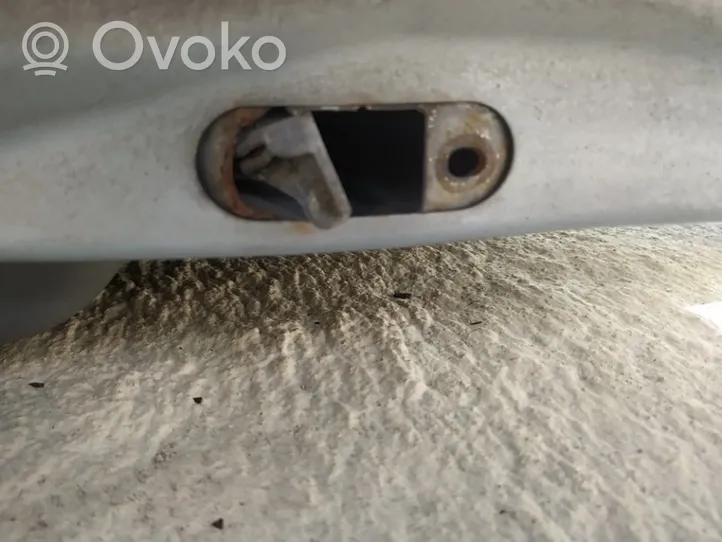 Toyota Aygo AB10 Ограничитель открытия двери 