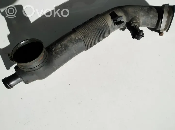 Opel Corsa D Tube d'admission d'air 55557181