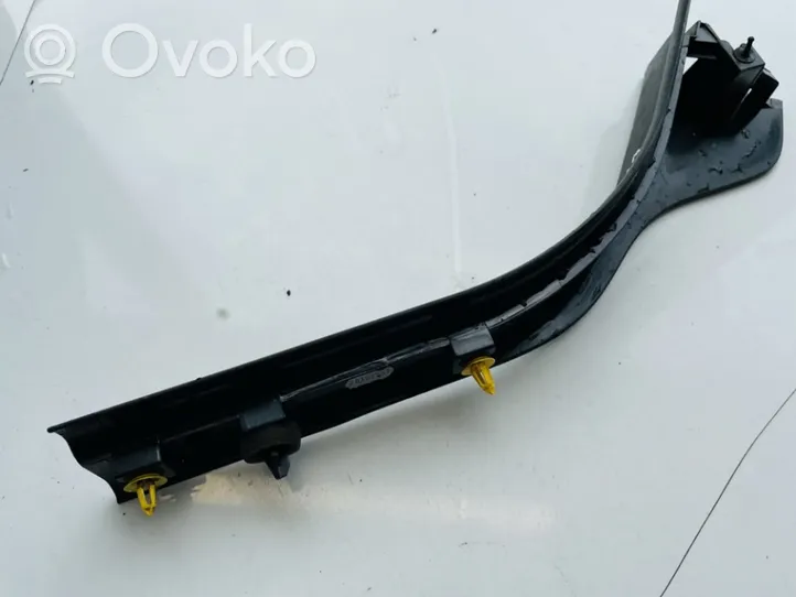 Volvo V50 Garniture de marche-pieds arrière 8641786