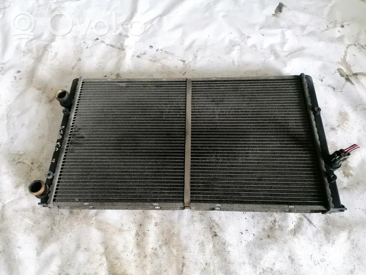 Volkswagen Vento Radiateur de refroidissement 