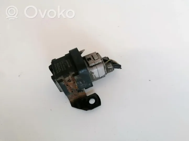 Toyota Avensis Verso Hehkutulpan esikuumennuksen rele 2861067010